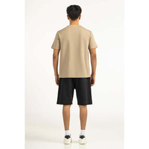 เสื้อยืดพิมพ์ลายเรียบแบบสวมใส่สบาย ผ้าถักนุ่ม รุ่น MN-TS-SS26-019-B พิมพ์ลายด้วยเทคนิคซิลค์สกรีน - Product Image 2
