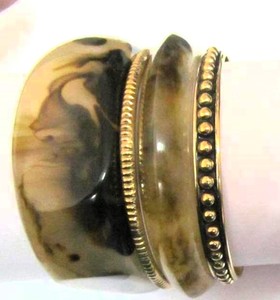 Classic Design Fashion Bangle <b>Bracelet</b> for Women Jewelry - Product Image 3