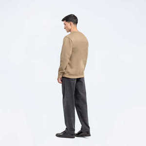Nouveau Sweat-shirt imprimé de logo personnalisé de haute qualité en gros pour hommes Sweat-shirt ras du cou uni en coton doux de haute qualité pour hommes - Product Image 3