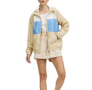 Veste coupe-vent tendance pour femmes, légère, imperméable, à capuche, vêtements d'extérieur tendance pour femmes, vente chaude - Product Image 4