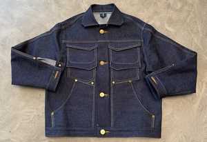 Veste en jean vintage personnalisable avec décoration de boutons délavés à l'acide, impression de logo personnalisée pour l'hiver et le printemps - Product Image 2