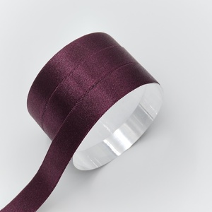 Ruban en satin rouge bordeaux foncé uni de 1-1/2 pouce pour emballage cadeau, tissu tissé, finition lisse, vente en gros, 100 % nylon - Product Image 1