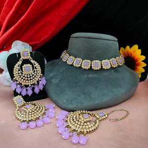 Zircon Sleek Necklace <b>Set</b> With Maang Tikka Elegant Piece Crafted With Precision Prefect For Both Formal & Semi Formal Occasions - Product Image 6