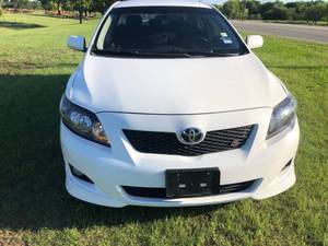 Toyota Corolla S 2010 Berline 4 Portes 4A 108 254 Miles Voiture d'Occasion Sièges en Cuir Panoramique Boîte Automatique Turbo 8L Essence/Carburant Léger - Product Image 4