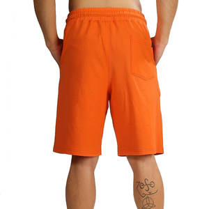 Suministro directo de fábrica Pantalones cortos de serigrafía de nuevo estilo Color único Ligero Secado rápido Tela cómoda Pantalones cortos de hombre - Product Image 3