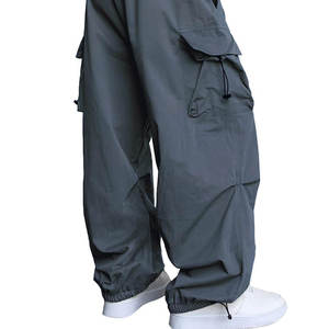 กางเกงร่มชูชีพสำหรับผู้ชายพร้อมเชือกรัดข้อเท้าปรับได้เพื่อดูทันสมัยกางเกงร่มชูชีพที่ทนทานสำหรับผู้ชาย - Product Image 3