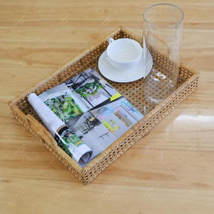 Bandeja Decorativa de Bambú y Ratán, Elegante Colección de Bandejas de Servicio de Ratán - Product Image 3