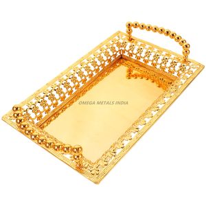 Plateau de service rectangulaire en or élégant avec un design moderne et des poignées robustes, parfait pour un divertissement élégant et une décoration intérieure - Product Image 6