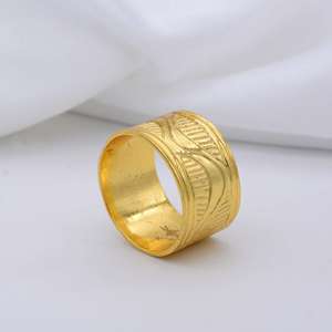 แหวนวงกลมลายชนเผ่า เครื่องประดับทองเหลืองสำหรับผู้หญิง ชุบทอง 18k ดีไซน์เรขาคณิต แหวนขายส่ง - Product Image 2