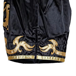 Pantalones cortos de Muay Thai personalizados de calidad superior diseños personalizados para Kickboxing y boxeo hechos de algodón para desgaste de artes marciales - Product Image 2