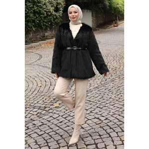 เสื้อแจ็คเก็ตขนสัตว์สีดำสำหรับผู้หญิงพร้อมเข็มขัด คอลเลกชัน 19278 - Product Image 3