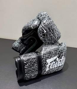 Gants de boxe Muay Thai Fairtex de qualité supérieure, style mexicain, personnalisés, fabriqués en Sialkot, Pakistan, usine OEM de boxe - Product Image 6