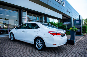 Quality Affordable Used Car 2015 To-yo-ta Cor-olla 1.8 Pres-tige Right Hand <b>Drive</b> - Product Image 5