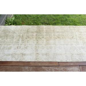 พรมตุรกีวินเทจ ขนาด 2.3x9.7 ฟุต สีขาวน้ำตาลล้วน - Product Image 3