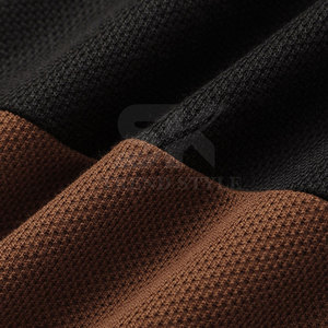 Camiseta de algodón 100% de corte holgado y tela cómoda para hombre, con logo personalizado impreso, estilo urbano. - Product Image 4