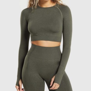2026 New Arrival Women's Autumn <b>Yoga</b> Set Breathable Lightweight with Custom Logo Plus Size Top Fashion - Product Image 3