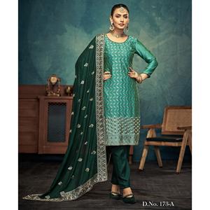 Traje Salwar Kameez de calidad superior con Dupatta a juego para uso diario e informal disponible a precios razonables - Product Image 1