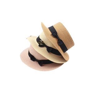 Chapeau de paille Panama personnalisé avec logo à prix compétitif – Chapeau rayé élégant pour hommes et femmes, idéal pour les voyages à la plage - Product Image 4