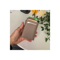 Portefeuille noir original Laura en cuir végétalien protégé RFID avec boîte-cadeau accessoire pour utilisation quotidienne