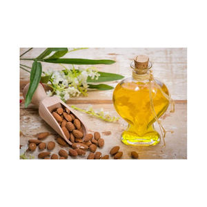 Vente en gros d'huile d'amande douce biologique 100% pure Marque privée Huile pressée à froid pour cheveux en vrac Huile naturelle pressée à froid - Product Image 6