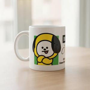 แก้วกาแฟเซรามิคการ์ตูน BT21 ชิมมี่ 325 มล. ใช้กับเครื่องล้างจานและไมโครเวฟได้ บรรจุในกล่องของขวัญ - Product Image 4