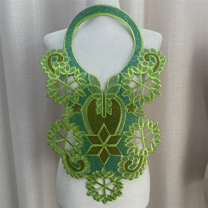 Nouvel accessoire de couture DIY tendance et de haute qualité : patch en tissu brodé ajouré avec strass thermocollants pour col - Product Image 2