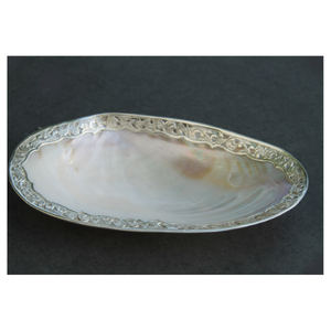 Vaisselle en nacre Bols et assiettes luxueux en coquillages irisés pour restaurants, hôtels et maison Origine Vietnam - Product Image 4