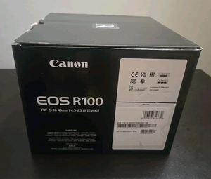 (ST) Cámara sin Espejo EOS R100 con Lente RF-S 18-45 mm f/4.5-6.3 IS STM US - Product Image 1