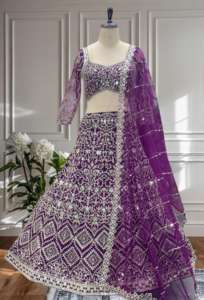 Royal Design Heavy Net Brodé Lehenga Choli avec Codding Design Work pour la mariée et le mariage de demoiselle d'honneur du fournisseur indien - Product Image 5