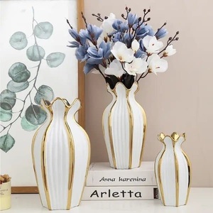 Vase à fleurs en céramique artisanal indien contemporain élégant Design moderne pour la maison bureau hôtel vase en porcelaine pour la vente en gros - Product Image 6