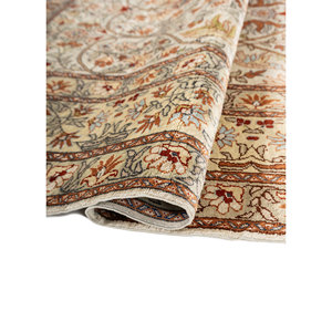 Tapis en soie noué à la main Gulmarg Gold, grand format rectangulaire, motif floral classique traditionnel chinois pour la maison, le couloir - Pae-6435 - Product Image 2
