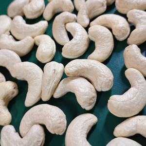 ถั่วเม็ดมะม่วงหิมพานต์ W210กันลื่นและเมล็ดในเวลาที่สั้น WW210เม็ดมะม่วงหิมพานต์ดิบ - Product Image 1