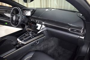 รับประกันราคาดีที่สุด ปี 2025 Aston Martin Van-quish V12 รุ่นขับเคลื่อนล้อหลัง - Product Image 5