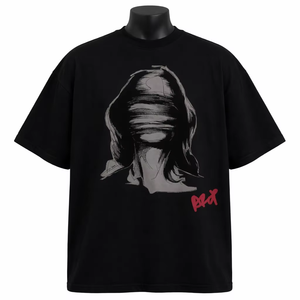 Camiseta de algodón negra transpirable para hombre, manga corta, cuello redondo, corte regular, estilo urbano, diseño frontal con estampado de letras - Product Image 1