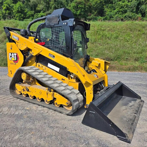 Chargeuse compacte sur chenilles CATERPILLAR 259D3 avec cabine EROPS, chauffage et climatisation, écran avancé avec caméra, hydraulique auxiliaire à haut débit - Product Image 1