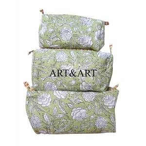 Best Collection Eco-Friendly Water Resistant Large Capacity Zipper Tassel <b>Quilted</b> Pouch Set Stylish Floral Printed Cotton - Product Image 1