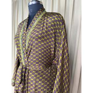 Vestido Kimono de Seda Reciclada Estilo Boho Chic Vintage para Mujer, Ideal para la Playa, Resort, Casa o como Túnica de Baño - Product Image 6