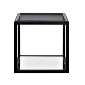 Tables d'appoint carrées modernes en métal pour la maison Tables basses de salon et de chambre à coucher avec dessus en verre - Product Image 1