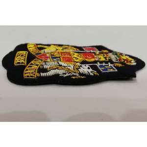 Écussons en tissu brodés à la main de luxe de haute qualité, style nouveau, service OEM - Product Image 3