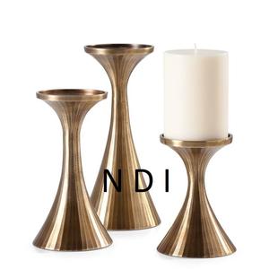 Bougeoir votif de qualité supérieure, design personnalisé, bougeoir en métal gravé à la main pour mariage et fête de fiançailles - Product Image 3