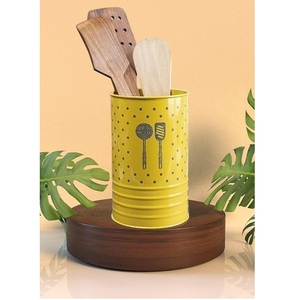 Porte-couverts artistique en métal élégant avec un design unique idéal pour les designers d'intérieur et les projets de style de cuisine moderne - Product Image 1