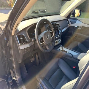 V-olvo XC90 T8 455 SUV AWD, un best-seller - Product Image 3
