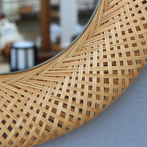 Espejo de bambú bohemio para decoración del hogar, colgador de pared hecho a mano de Vietnam - Product Image 5