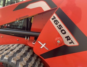 2022 Manitou 1650RT Skid Steer Loader avec Kohler Engine Enerpac Pump Core Components - Product Image 6