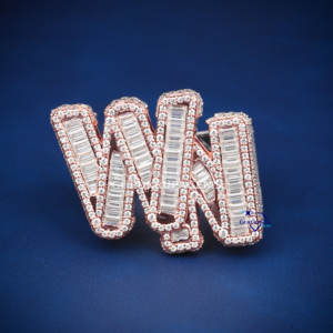 แหวนฮิปฮอปของผู้ชายปรับแต่งได้925เงินสเตอร์ลิงประดับเพชรโมอิสซาไนต์ทรงกลมและบาแกตต์ตัดสำหรับงานแต่งงาน - Product Image 1