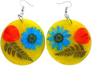 Boucles d'oreilles bohèmes en résine avec motif floral coloré, accents luxueux en feuille d'or et de cuivre, Angel Love - Product Image 2