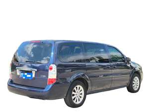 Camioneta Usada 2024, 4.1-6L Gasolina, 167 HP, Automática, L4, Volante a la Izquierda, Edición Ejecutiva, Asientos de Cuero, Techo Corredizo, Económica - Product Image 4