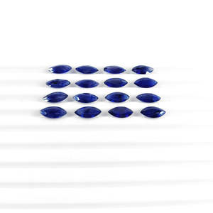 Saphir bleu naturel de Bangkok, taille marquise calibrée 8x12mm, minéral facetté poli, tons bleu royal, violet, gris, transparent - Product Image 2
