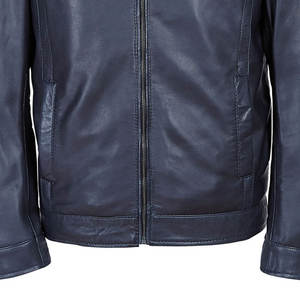 Chaqueta de cuero ajustada de invierno para hombre con diseño personalizado, transpirable, cuello redondo, cierre de cremallera, tela de lona - Product Image 3