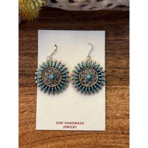Pendientes Colgantes de Plata de Ley y Turquesa Philander Gia con Diseño Floral para Regalo - Product Image 1